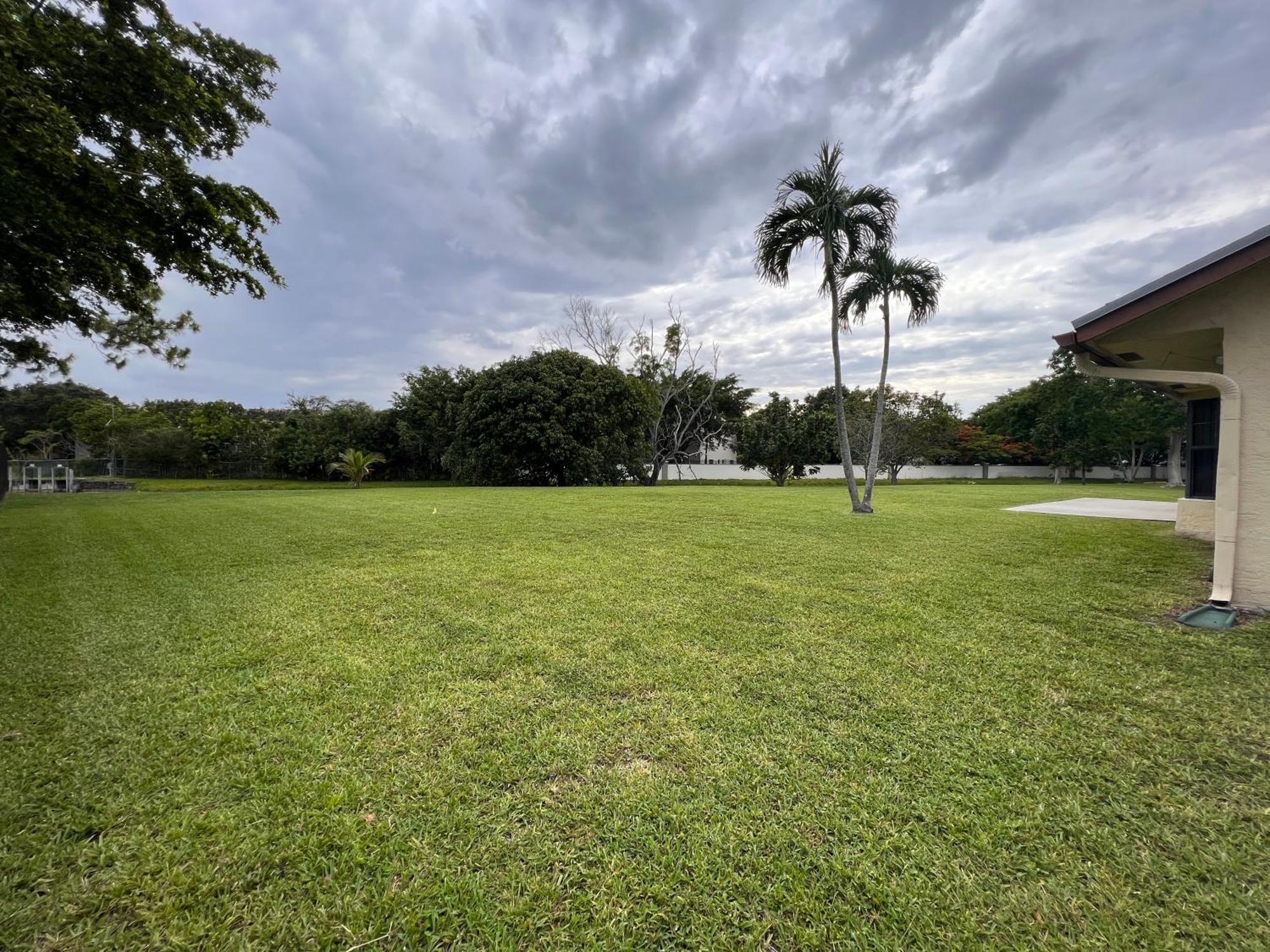 Entire Single Family Home 3 Bed 2 Bath In Water Front Big Cozy Back Yard View Coconut Buitenkant foto